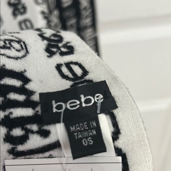 Bebe Black Skinny Long Winter Scarf Y2K White Script Logo, Vintage 2000s - Picture 3 of 4